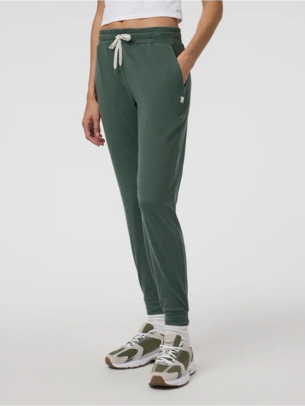 Vuori Green Performance Jogger Full Length Size M